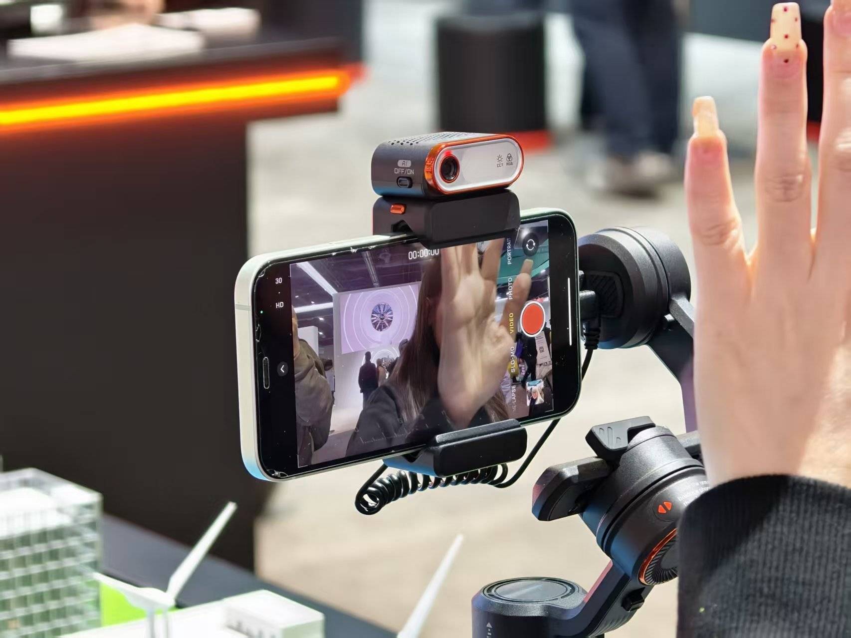 大玩家CES交卷：影像赛道打法变了开元ky棋牌分体、全景、机械臂！六(图8)